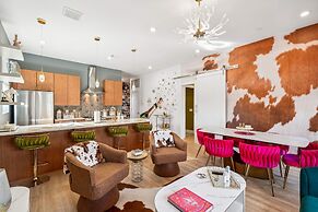 Nashville Vibes Rooftop Karaoke Fire Pit Downtown