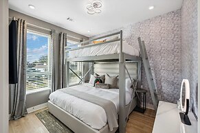 Nashville Vibes Rooftop Karaoke Fire Pit Downtown