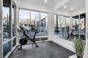 Nashville Vibes Rooftop Karaoke Fire Pit Downtown