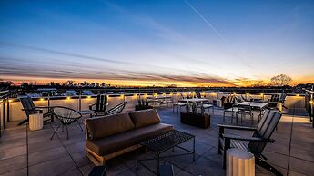 Nashville Vibes Rooftop Karaoke Fire Pit Downtown