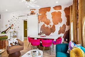 Nashville Vibes Rooftop Karaoke Fire Pit Downtown