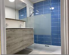 Huswell - Family-friendly Apartment in Nieuwpoort With Shared Summer P