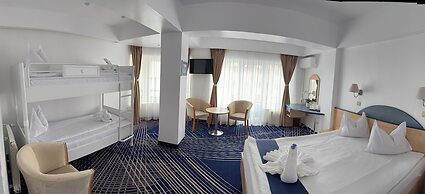 Briza Boutique Mamaia