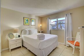 516 El Matador 2 Bedroom Condo