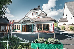 Das Salvator - Iris Porsche Landhotel