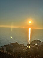 Roomers Himara