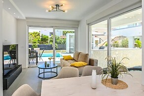 Smash B - Apartment with Private Pool