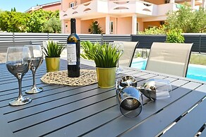 Smash B - Apartment with Private Pool