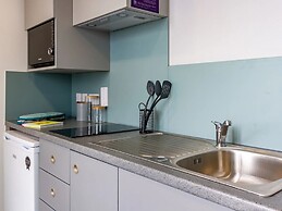 Student Only The Gate