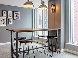 Student Only The Gate