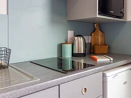 Student Only The Gate