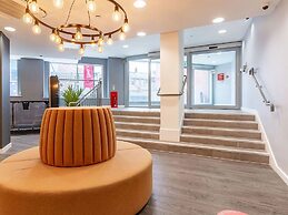 Student Only The Gate