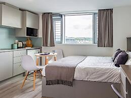 Student Only The Gate