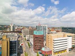 Student Only The Gate