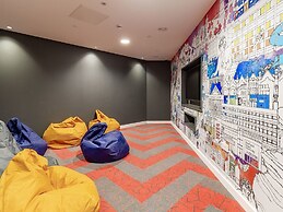 Student Only The Gate