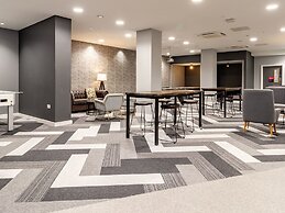 Student Only The Gate