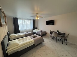 Room-guesthouse Imperia 8