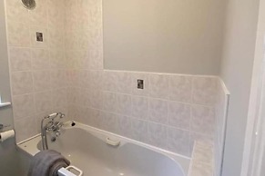 3 Bed-sleeps 5-garden-parking-pets