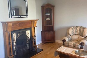 3 Bed-sleeps 5-garden-parking-pets