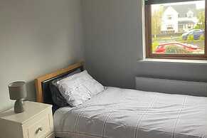 3 Bed-sleeps 5-garden-parking-pets