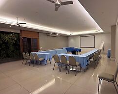 Hotel Dominguez Plaza