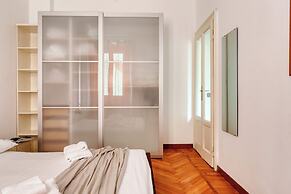 JOIVY Cosy flat near Montanelli Gardens