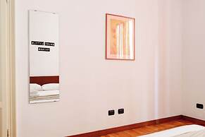 JOIVY Cosy flat near Montanelli Gardens