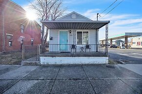 Cozy 2 Bedroom Getaway