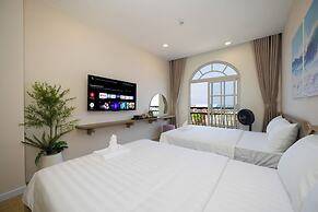 Lotus Home Cafe - Cable Car Station