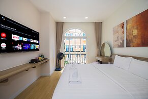 Lotus Home Cafe - Cable Car Station