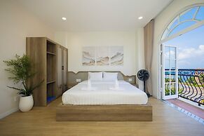 Lotus Home Cafe - Cable Car Station