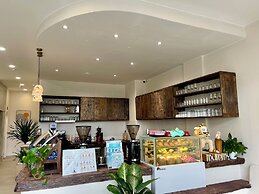 Lotus Home Cafe - Cable Car Station