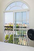 Lotus Home Cafe - Cable Car Station