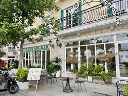 Lotus Home Cafe - Cable Car Station