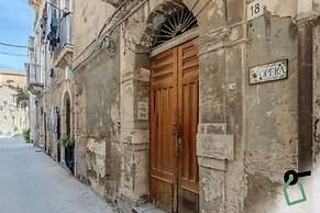 HOTIDAY Room Collection - Ortigia Opera