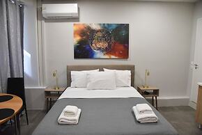 Athens Zeus A by Super Host Hub