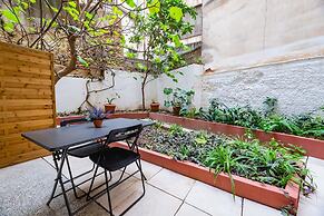Quiet Apartment With a Garden at Exarcheia