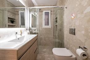 Quiet Apartment With a Garden at Exarcheia