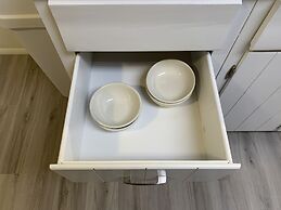 Central Bellevue Guesthouse Private Room