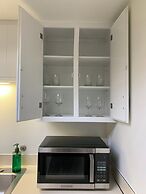 Central Bellevue Guesthouse Private Room