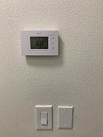 Central Bellevue Guesthouse Private Room