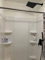 Central Bellevue Guesthouse Private Room