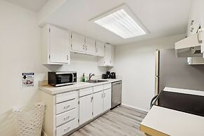 Central Bellevue Guesthouse Private Room