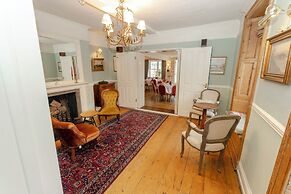 Sherbourne House Hotel