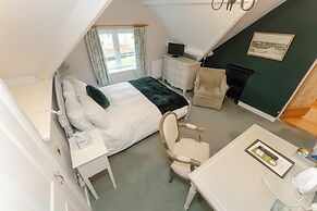 Sherbourne House Hotel