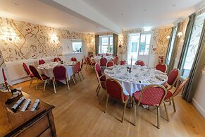 Sherbourne House Hotel