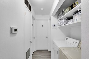 Central Bellevue Retreat Private Rooms