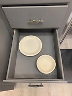 Central Bellevue Retreat Private Rooms