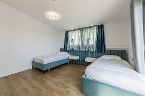 The Modern Escape 2 BDR NEW