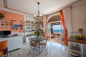 Amalfi residence